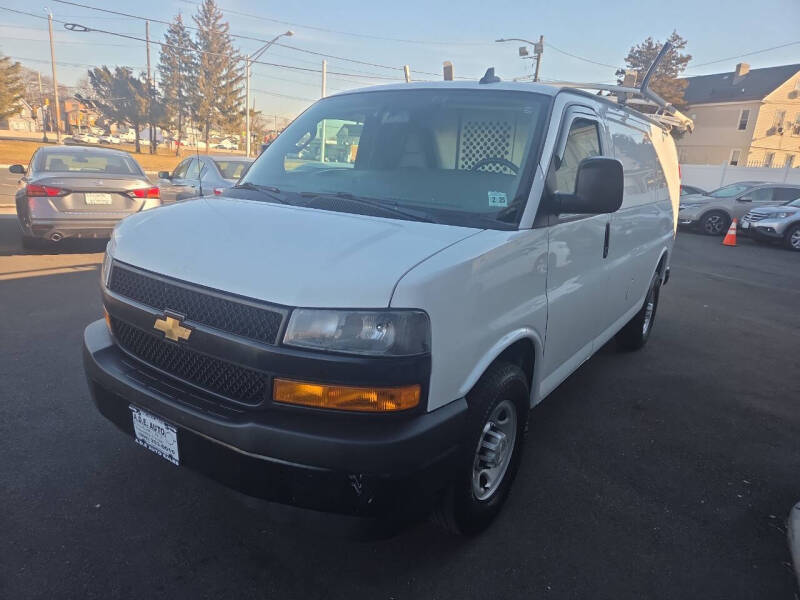 2020 Chevrolet Express 2500