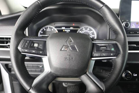 2023 Mitsubishi Outlander SE