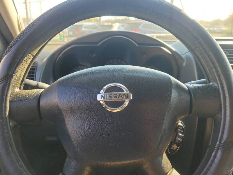 2003 Nissan Frontier XE-V6