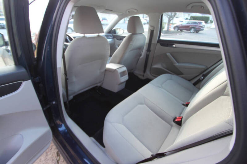 2018 Volkswagen Passat 2.0T S