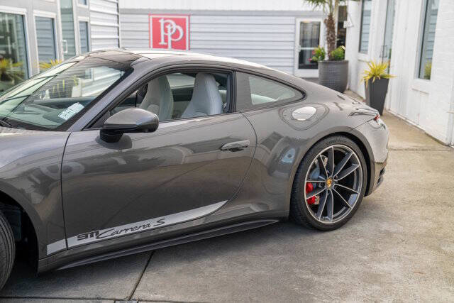 2021 Porsche 911 5
