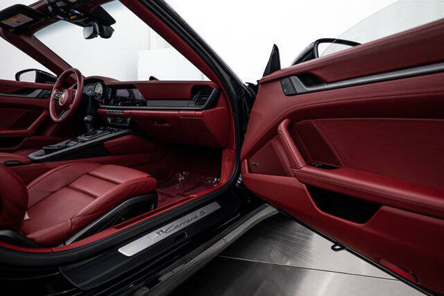 2024 Porsche 911 Carrera S