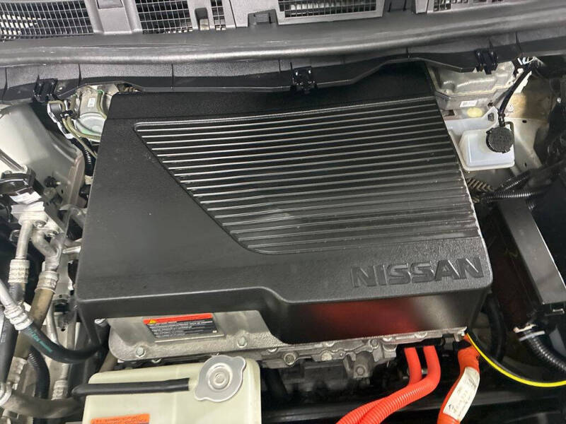 2019 Nissan LEAF SL PLUS