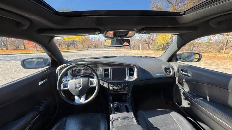 2012 Dodge Charger SXT