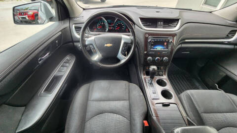 2017 Chevrolet Traverse LT