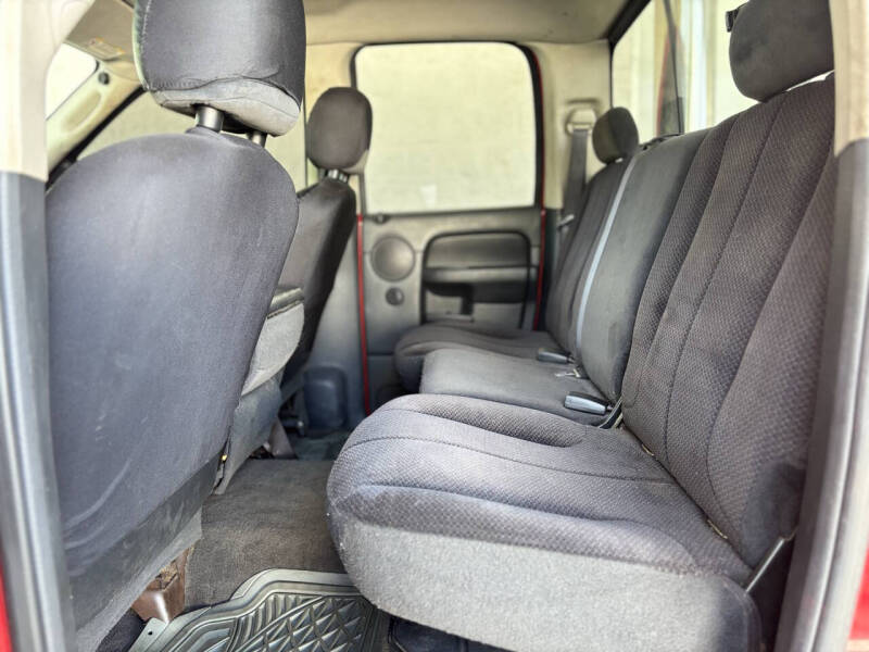 2004 Dodge Ram 3500 SLT