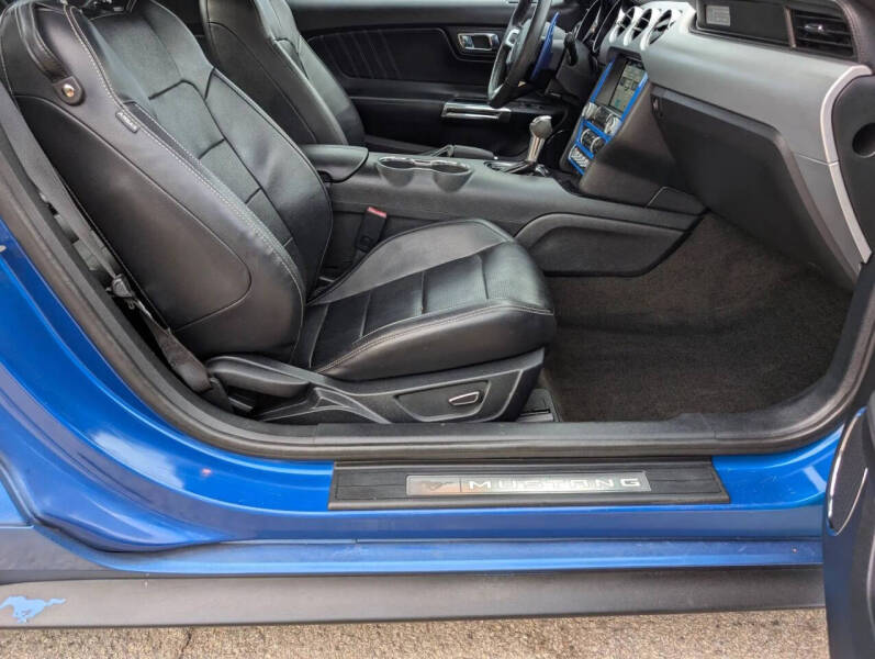 2017 Ford Mustang