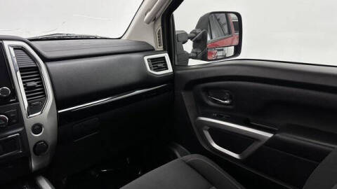 2021 Nissan Titan SV