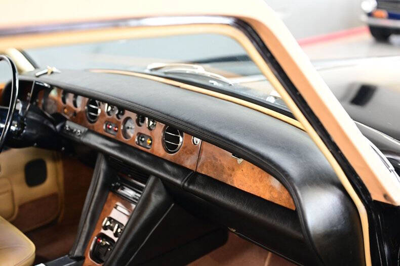 1972 Rolls-Royce SILVER CLOUD LWB
