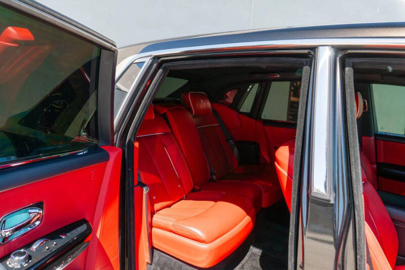 2021 Rolls-Royce Phantom