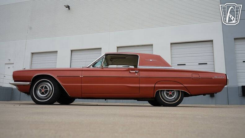 1966 Ford Thunderbird