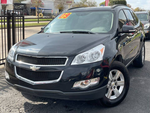 2009 Chevrolet Traverse for sale at Auto United in Houston TX
