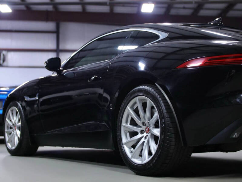 2017 Jaguar F-TYPE Premium