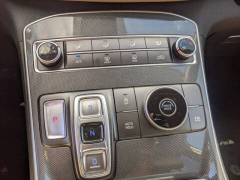 2022 Hyundai Santa Fe SE