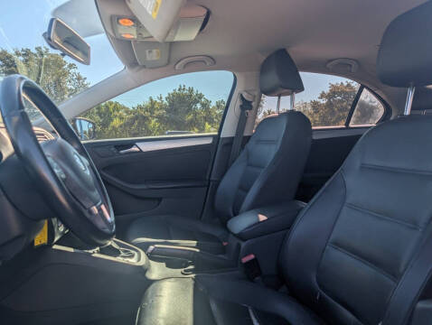 2013 Volkswagen Jetta SE