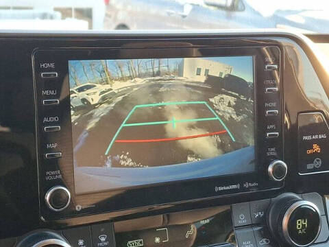 2020 Toyota Highlander LE