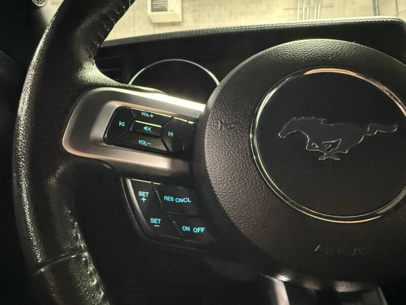2020 Ford Mustang