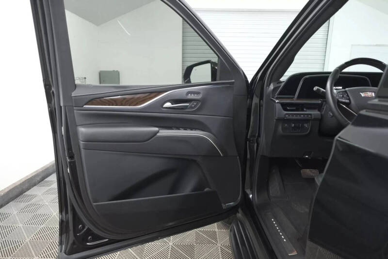 2021 Cadillac Escalade ESV Sport Platinum