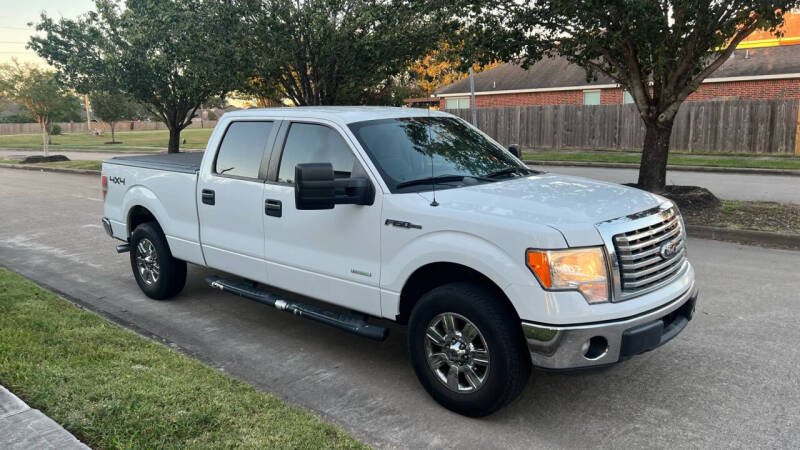 2011 Ford F-150 XLT photo 3