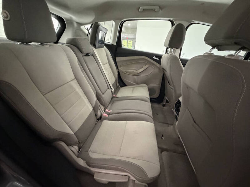 2013 Ford C-MAX Hybrid SE