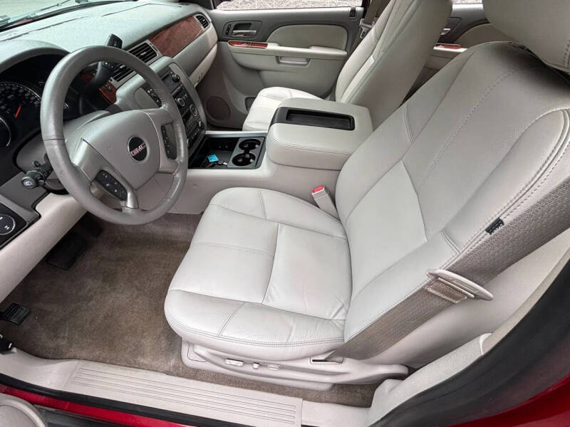 2013 GMC Yukon XL SLT