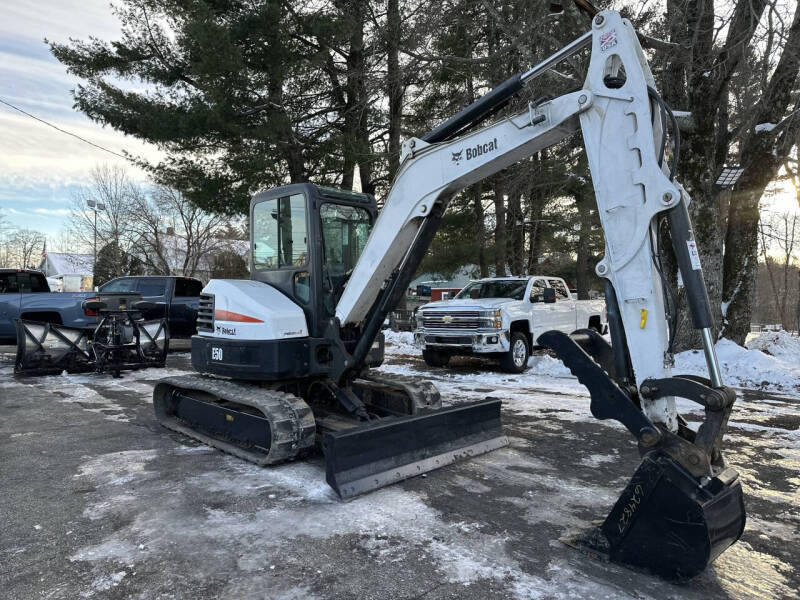 2016 Bobcat E50