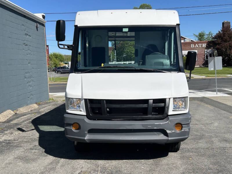 2017 Isuzu NPR