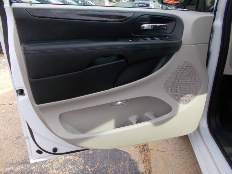 2017 Dodge Grand Caravan SE