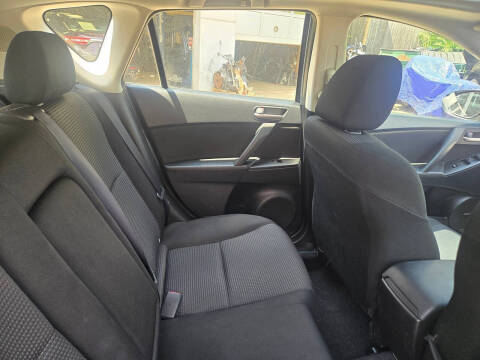 2012 Mazda MAZDA3 i Touring