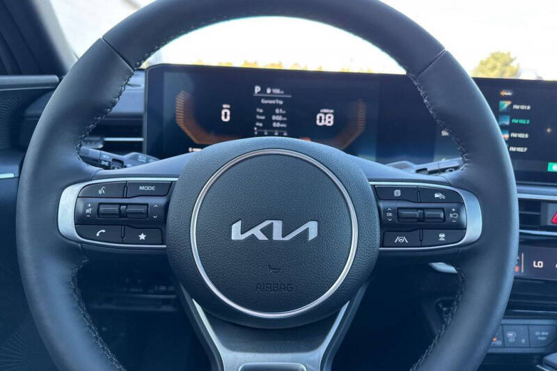 2026 Kia K5