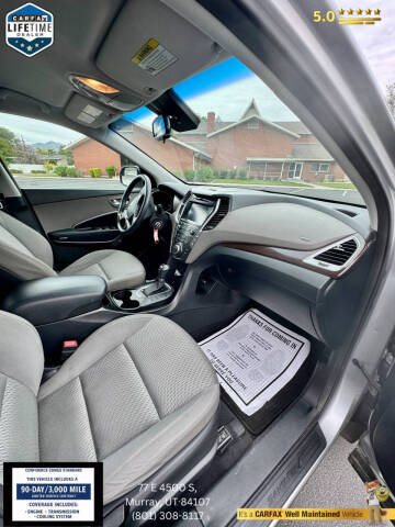 2017 Hyundai Santa Fe SE