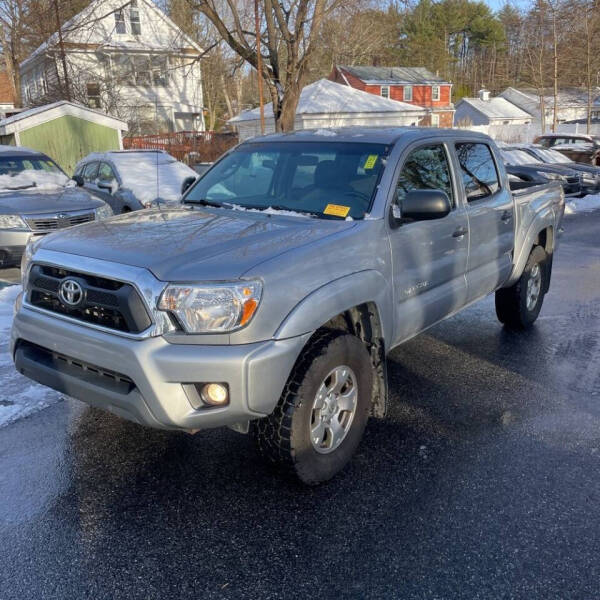 2015 Toyota Tacoma's photo