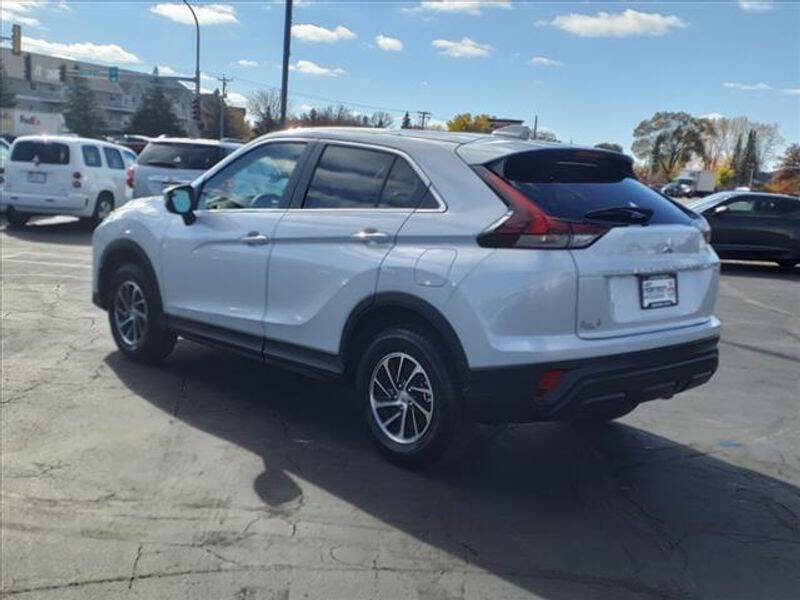 2024 Mitsubishi Eclipse Cross ES