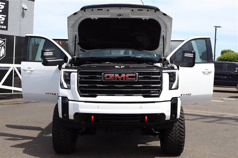2025 GMC Sierra 3500HD