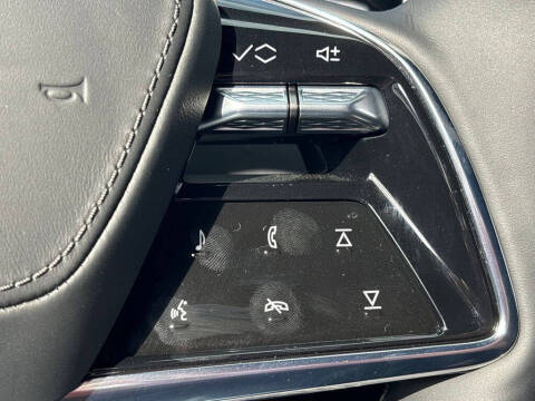 2026 Cadillac LYRIQ-V