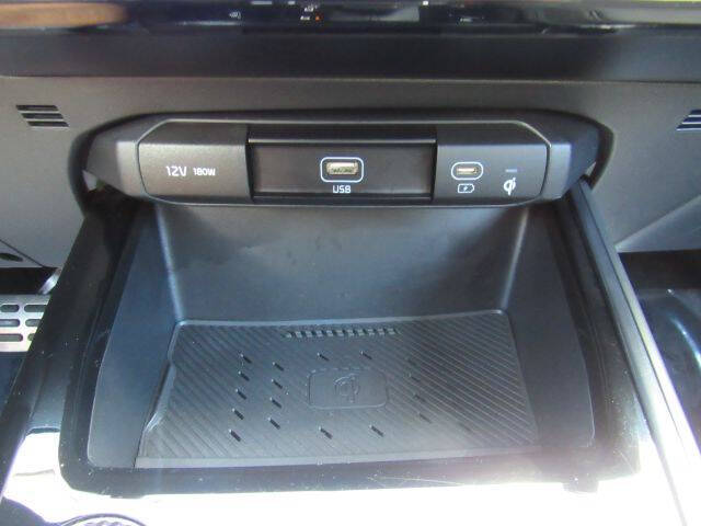 2023 Kia Niro EX Touring