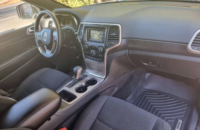 2016 Jeep Grand Cherokee Laredo