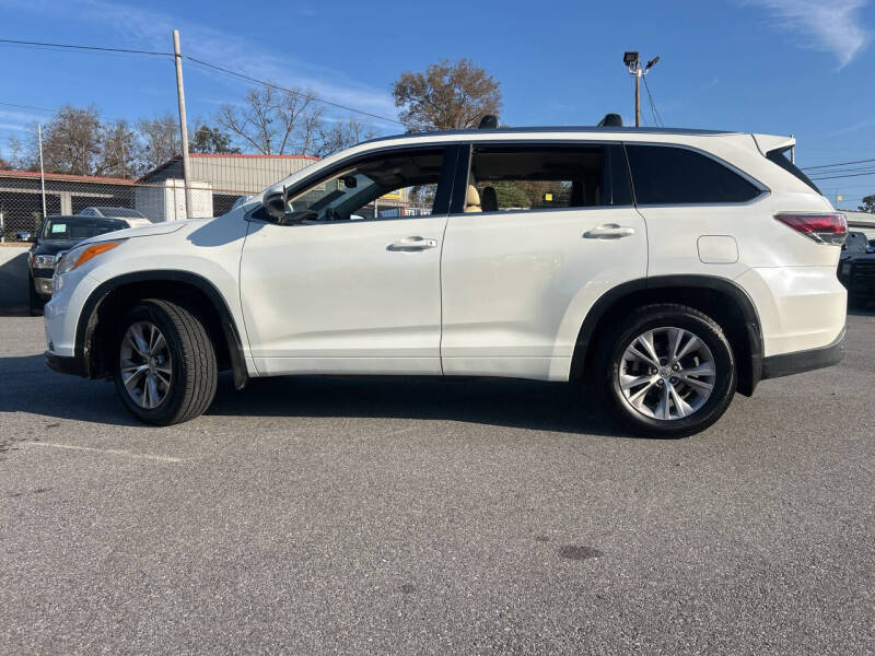 2015 Toyota Highlander XLE's photo