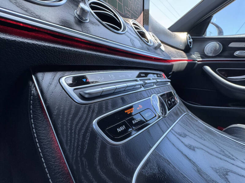 2018 Mercedes-Benz E-Class E 300