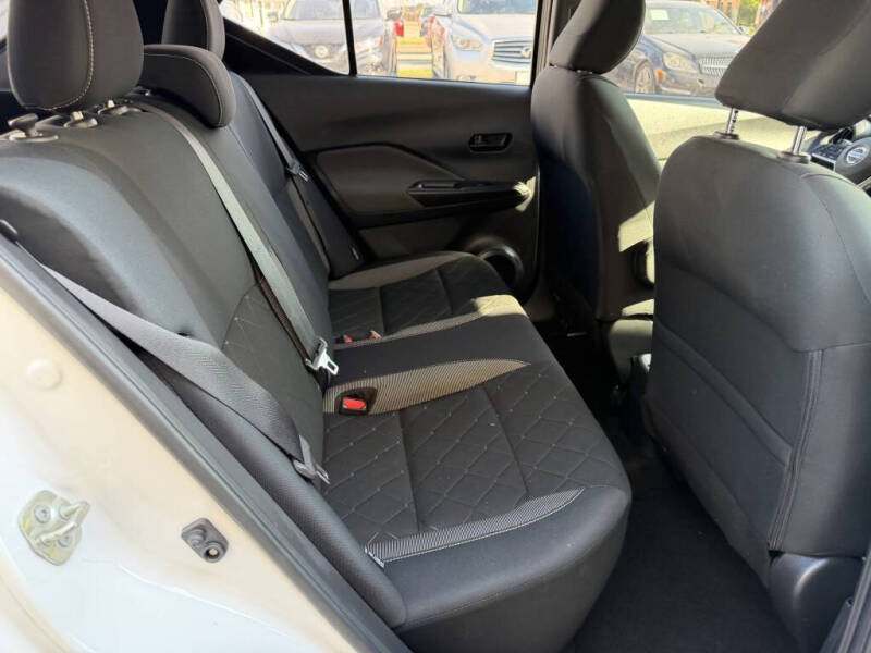 2020 Nissan Kicks S