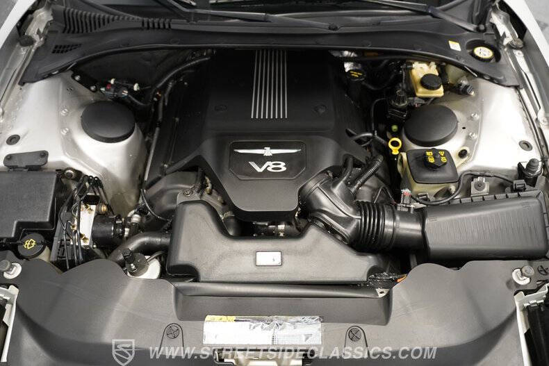 2004 Ford Thunderbird Deluxe