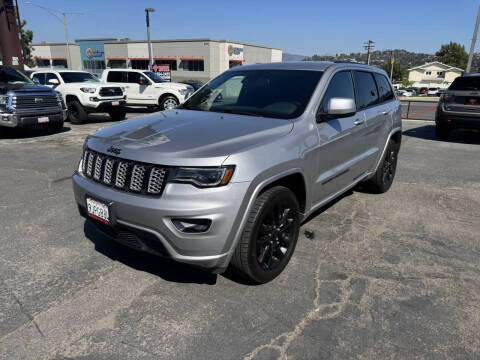 2020 Jeep Grand Cherokee Laredo