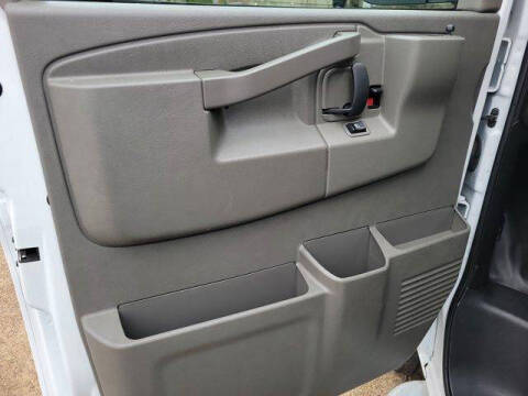 2024 GMC Savana 2500