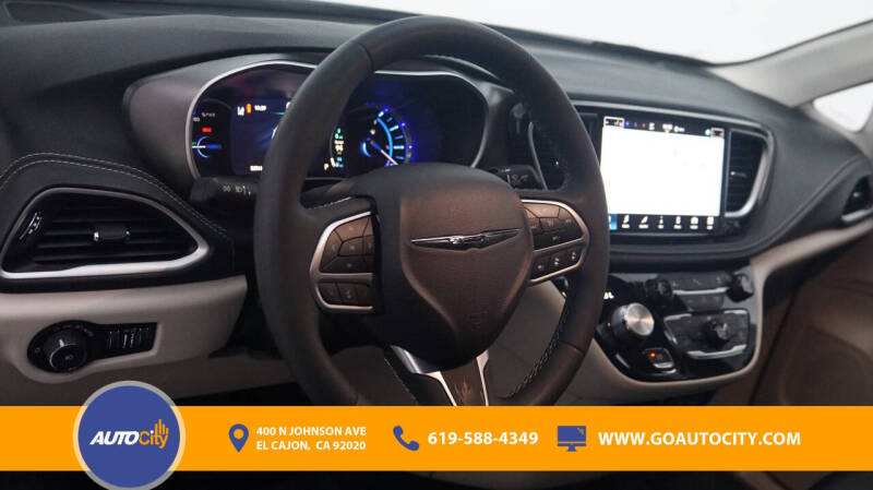 2024 Chrysler Pacifica Plug-In Hybrid