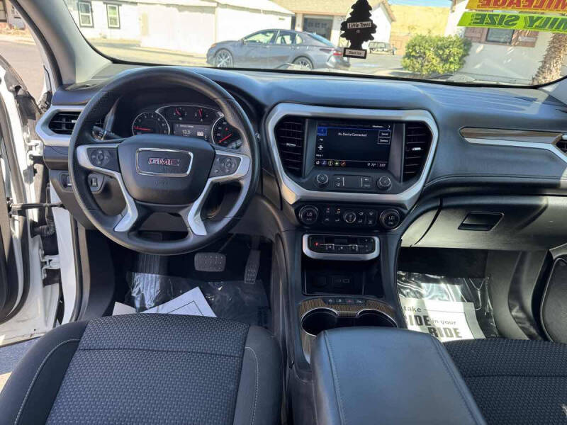 2021 GMC Acadia SLE