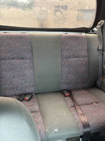 1999 Chevrolet Tracker
