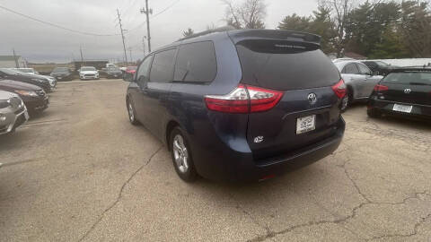 2016 Toyota Sienna