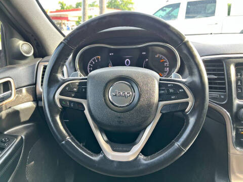 2017 Jeep Grand Cherokee Laredo