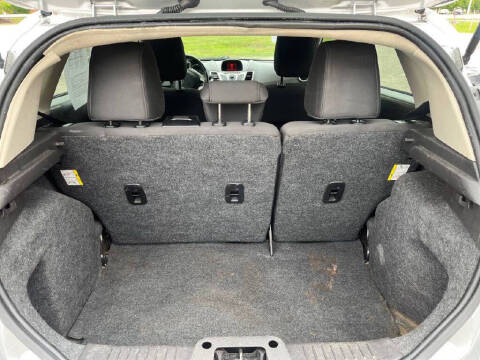 2012 Ford Fiesta SES