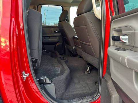 2024 RAM 1500 Classic SLT